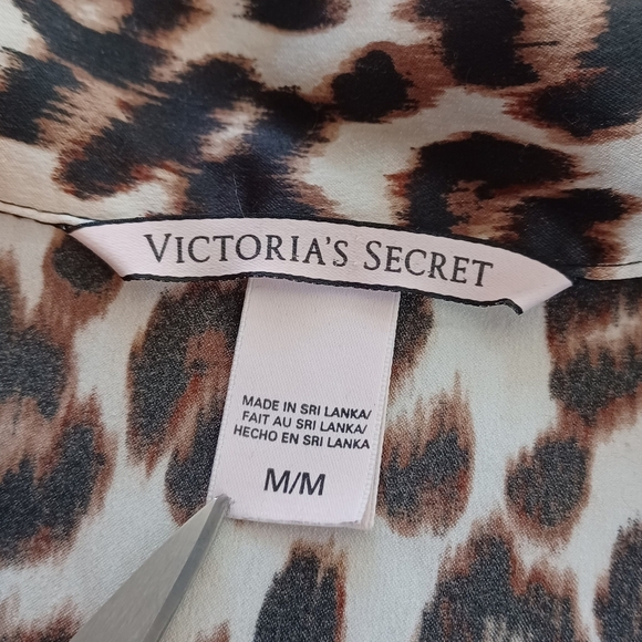 Victoria's Secret Leopard Print Button Down Front Night Shirt - Picture 7 of 12